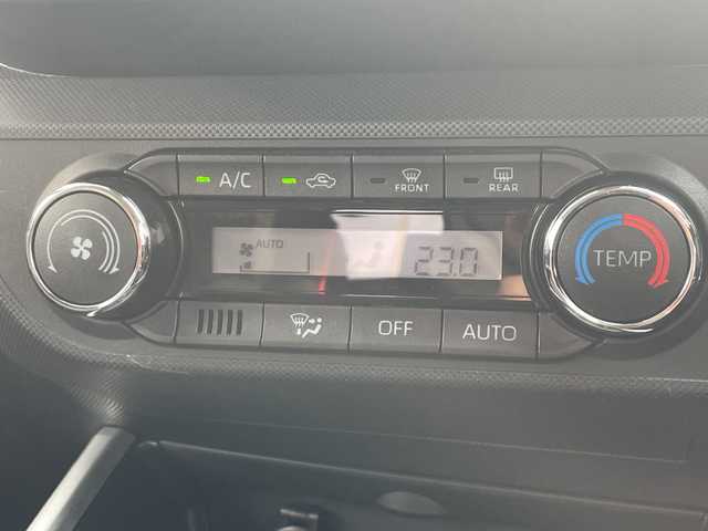 トヨタ ライズ Z 山口県 2022(令4)年 3.1万km ブラックマイカメタリック/シャイニングホワイトパール ワンオーナー　/バックカメラ　/純正９型ナビ　/FM/AM/CD/DVD/Bluetooth/フルセグTV/クリアランスソナー　/レーダークルーズコントロール　/純正フロアマット　/前席シートヒーター　/オートライト/オートマチックハイビーム/レーンキープアシスト　/衝突被害軽減ブレーキ　/ドライブレコーダー/ＥＴＣ