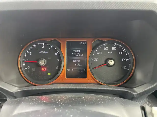 ダイハツ タフト G 愛知県 2022(令4)年 0.5万km フォレストカーキメタリック 社外ナビ/（AM/FM/地デジ/Bluetooth/CD）/バックカメラ/ガラスルーフ/スマートアシスト/・衝突軽減ブレーキ/・車線逸脱警報システム/・レーンキープコントロール/・先行者発進お知らせ/・標識認識/・ふらつき警報/オートハイビーム/オートライト/アイドリングストップ/クリアランスソナー/前方ドライブレコーダー/AUTOHOLD/革巻きステアリング/純正15インチアルミホイール/LEDヘッドライト/フロントフォグ/前後コーナーセンサー