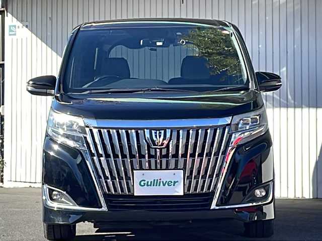 トヨタ エスクァイア Gi 長野県 2018(平30)年 4.6万km ブラック ブラックレザーシート/トヨタセーフティセンス/純正メモリナビ TV/両側パワースライドドア/純正１５インチアルミ/ドライブレコーダー/シートヒーター /純正LEDヘッドライト/クルーズコントロール/レーンキープアシスト/スマートキー