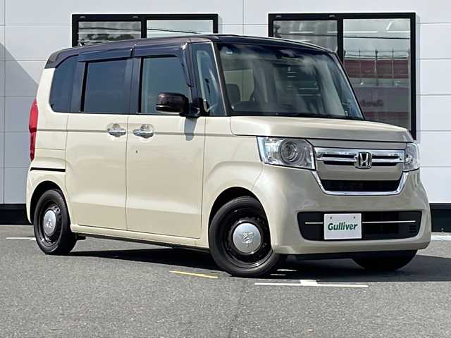 ホンダ Ｎ ＢＯＸ L 山口県 2022(令4)年 1.7万km プレミアムアイボリーパールⅡ 純正SDナビ　【VXM-225Ci】/・Bluetooth接続/・DVD再生機能有/バックカメラ/ドライブレコーダー/ビルトインETC/ホンダセンシング/・衝突軽減ブレーキ/・誤発進抑制機能/・後方誤発進抑制機能/・歩行者事故低減ステアリング/・アダプティブクルーズコントロール/・車線維持支援システム/・路外逸脱抑制機能/・先行車発進お知らせ機能/・標識認識機能/・ソナーセンサー/USB入力端子/シートヒーター/チップアップシート/スマートキー/プッシュスタート/スペアキー1本/両側パワースライドドア/ドアバイザー/ウィンカーミラー/取扱説明書
