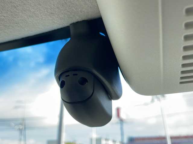 ホンダ Ｎ ＢＯＸ L 山口県 2022(令4)年 1.7万km プレミアムアイボリーパールⅡ 純正SDナビ　【VXM-225Ci】/・Bluetooth接続/・DVD再生機能有/バックカメラ/ドライブレコーダー/ビルトインETC/ホンダセンシング/・衝突軽減ブレーキ/・誤発進抑制機能/・後方誤発進抑制機能/・歩行者事故低減ステアリング/・アダプティブクルーズコントロール/・車線維持支援システム/・路外逸脱抑制機能/・先行車発進お知らせ機能/・標識認識機能/・ソナーセンサー/USB入力端子/シートヒーター/チップアップシート/スマートキー/プッシュスタート/スペアキー1本/両側パワースライドドア/ドアバイザー/ウィンカーミラー/取扱説明書