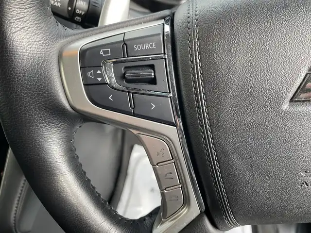 三菱 デリカＤ：５ P 神奈川県 2022(令4)年 1.6万km グレー