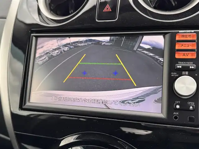 日産 ノート X DIG－S 奈良県 2013(平25)年 3.4万km ブリリアントホワイトパール 純正７インチナビ(MM113D-W)/（フルセグ／ＢＴ）/バックカメラ/アイドリングストップ/電動格納ミラー/前後ドライブレコーダー（ZDR016）/純正ホイールキャップ/プッシュスタート/保証書/取り扱い説明書/スペアキーＸ１