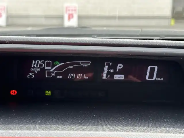 トヨタ アクア S 群馬県 2015(平27)年 8.9万km ディープアメジストマイカメタリック 登録時走行距離89095km/ワンオーナー/純正SDナビ/　【DVD/Bluetooth/CD/AM/FM】/フルセグTV/バックカメラ/ステアリングスイッチ/オートライト/プッシュスタート/スマートキー/ビルトインETC/電動格納ミラー/純正フロアマット/ドアバイザー/新車保証書/整備記録簿/取扱説明書