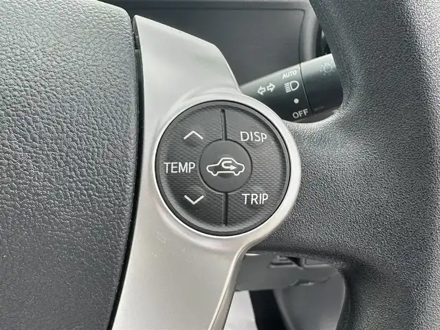 トヨタ アクア S 群馬県 2015(平27)年 8.9万km ディープアメジストマイカメタリック 登録時走行距離89095km/ワンオーナー/純正SDナビ/　【DVD/Bluetooth/CD/AM/FM】/フルセグTV/バックカメラ/ステアリングスイッチ/オートライト/プッシュスタート/スマートキー/ビルトインETC/電動格納ミラー/純正フロアマット/ドアバイザー/新車保証書/整備記録簿/取扱説明書