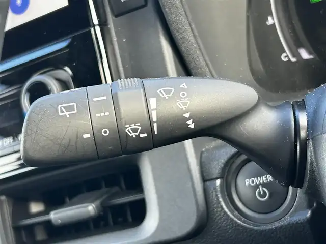 トヨタ シエンタ ハイブリッド Z 福島県 2024(令6)年 0.8万km プラチナホワイトパールマイカ トヨタセーフティセンス/プリクラッシュセーフティ/レーントレーシングアシスト/レーンディパーチャーアラート/レーダークルーズコントロール/アダプティブハイビームシステム/ロードサインアシスト/ドライバー異常時対応システム/アクティブドライビングアシスト/発進遅れ告知/純正ディスプレイオーディオ/【USB/BT/TV/Miracast/ナビ機能】/パノラミックビューモニター/両側電動スライドドア/ビルトインETC2.0/前席シートヒーター/ステアリングヒーター/パーキングサポート/ブラインドスポットモニター/LEDオートライト/リアドアサンシェード/純正ドアバイザー