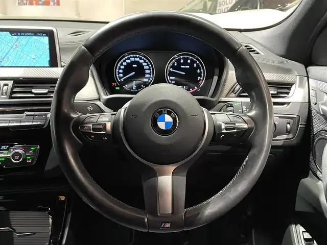 ＢＭＷ Ｘ２ sDrive18i MスポーツX 道央・札幌 2018(平30)年 7.1万km アルピンホワイトⅢ アドバンスドアクティブセーフティパッケージ/　・ACC/　・ヘッドアップディスプレイ/シートヒーター/純正HDDナビ/CD/DVD/USB/Bluetooth/バックカメラ/ドライビングアシスト/パワーテールゲート/ETC/ドライブレコーダー/夏タイヤ・AWセット積込/保証書、取扱説明書有/スペアキー×１