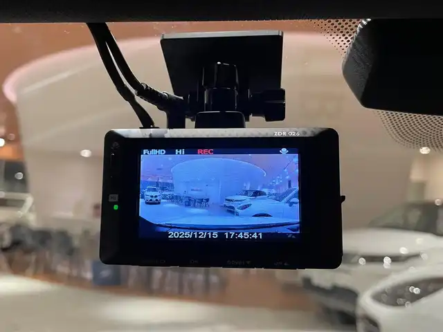 ＢＭＷ Ｘ２ sDrive18i MスポーツX 道央・札幌 2018(平30)年 7.1万km アルピンホワイトⅢ アドバンスドアクティブセーフティパッケージ/　・ACC/　・ヘッドアップディスプレイ/シートヒーター/純正HDDナビ/CD/DVD/USB/Bluetooth/バックカメラ/ドライビングアシスト/パワーテールゲート/ETC/ドライブレコーダー/夏タイヤ・AWセット積込/保証書、取扱説明書有/スペアキー×１