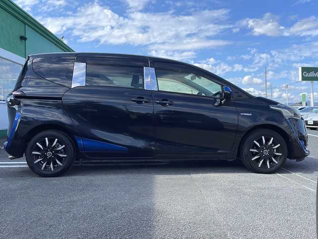 トヨタ シエンタ ハイブリッド X 徳島県 2016(平28)年 6.1万km ブラックマイカ 7.7型社外SDナビ　MAX775W/（BT/フルセグ/DISC）/バックカメラ/LEDヘッドライト/SMACK15インチアルミホイール/片側電動スライドドア/D/N席シートヒーター/ドライブレコーダー/リモコンキー/スペアキー/オートライト/ダブルエアバック/盗難防止装置/取扱説明書/新車時保証書