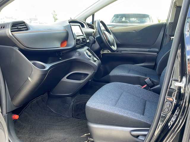 トヨタ シエンタ ハイブリッド X 徳島県 2016(平28)年 6.1万km ブラックマイカ 7.7型社外SDナビ　MAX775W/（BT/フルセグ/DISC）/バックカメラ/LEDヘッドライト/SMACK15インチアルミホイール/片側電動スライドドア/D/N席シートヒーター/ドライブレコーダー/リモコンキー/スペアキー/オートライト/ダブルエアバック/盗難防止装置/取扱説明書/新車時保証書