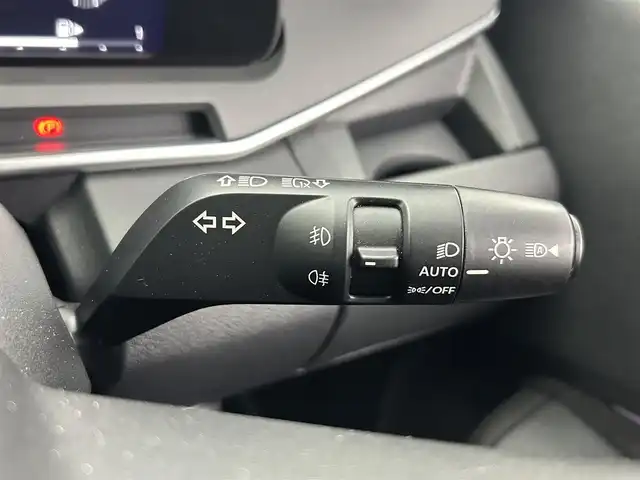 日産 オーラ G レザーエディション 熊本県 2023(令5)年 5.4万km ピュアホワイトパール / スーパーブラック 2トーン 禁煙車　/ＢＯＳＥサウンド　/純正ナビ（ＡｐｐｌＣａｒＰｌａｙ・ＢＴ・フルセグ・ＵＳＢ・HDMI）/アラウンドビューモニター/純正前後ドライブレコーダー（DH5-S）　/ビルトインＥＴＣ２．０　/プロパイロット/衝突軽減ブレーキ/横滑り防止/ブラインドスポットモニター/前席シートヒーター　/ステアリングヒーター/前後クリアランスソナー/デジタルインナーミラー/置くだけ充電/純正フロアマット/純正17インチAW/オートライト/オートマチックハイビーム/LEDヘッドライト/フォグライト/スマートキー/プッシュスタート/スペアキー1本