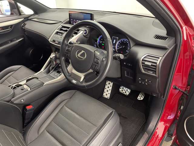 レクサス ＮＸ 300h Fスポーツ 宮崎県 2019(令1)年 4.5万km レッドマイカクリスタルシャイン 純正ナビ/Ｂｌｕｅｔｏｏｔｈ　/パノラマルーフ/レーダークルーズ/パワーバックドア/黒革レザーシート/Ｄ／Ｎパワーシート　/Ｄ／Ｎ席シートヒーター、シートエアー/メモリーシート/バックカメラ/コーナセンサー/ドライブレコーダー/パドルシフト/ハンドルリモコン/ハンドルヒーター/ビルトインETC