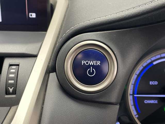 レクサス ＮＸ 300h Fスポーツ 宮崎県 2019(令1)年 4.5万km レッドマイカクリスタルシャイン 純正ナビ/Ｂｌｕｅｔｏｏｔｈ　/パノラマルーフ/レーダークルーズ/パワーバックドア/黒革レザーシート/Ｄ／Ｎパワーシート　/Ｄ／Ｎ席シートヒーター、シートエアー/メモリーシート/バックカメラ/コーナセンサー/ドライブレコーダー/パドルシフト/ハンドルリモコン/ハンドルヒーター/ビルトインETC