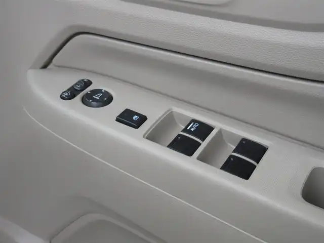 ホンダ Ｎ ＷＧＮ G 大阪府 2016(平28)年 5.3万km パール 社外ディスプレイオーディオ、ＣＤ、ＤＶＤ/前後カメラドライブレコーダー/社外１セグチューナー/スマートキー２個/プッシュスタート/電動格納ミラー/プライバシーガラス/アイドリングストップ/ヘッドライトレベライザー
