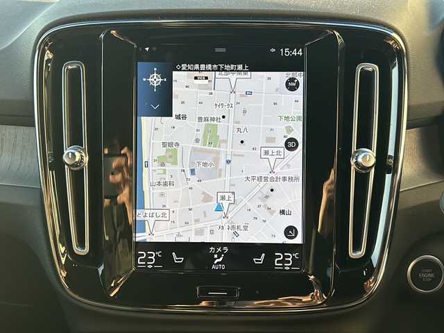 ボルボ ＸＣ４０ B4 AWD インスクリプション 愛知県 2021(令3)年 2万km デニムブルーメタリック 登録時走行距離19719km/ワンオーナー/4WD/純正HDDナビ/(FM.Bluetooth.TV）/全方位カメラ/自動駐車/自動発進/アイドリングストップ/ウィンカーミラー/フォグランプ/オットマン/クルーズコントロール/プッシュスタート/パワーバックドア/全席シートヒーター/ステアリングヒーター/ETC/保証書/取扱説明書