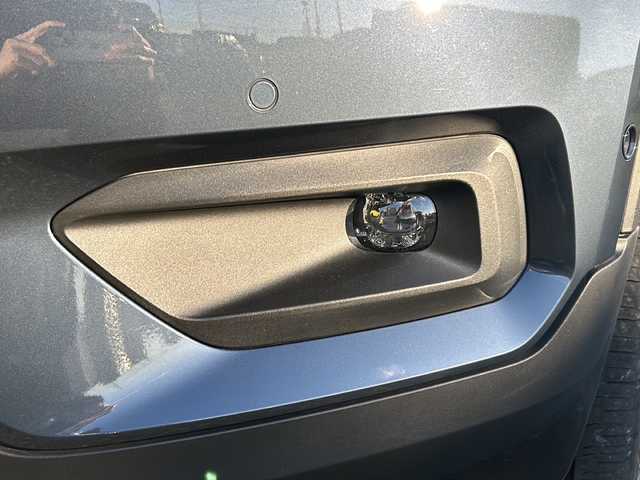 ボルボ ＸＣ４０ B4 AWD インスクリプション 愛知県 2021(令3)年 2万km デニムブルーメタリック 登録時走行距離19719km/ワンオーナー/4WD/純正HDDナビ/(FM.Bluetooth.TV）/全方位カメラ/自動駐車/自動発進/アイドリングストップ/ウィンカーミラー/フォグランプ/オットマン/クルーズコントロール/プッシュスタート/パワーバックドア/全席シートヒーター/ステアリングヒーター/ETC/保証書/取扱説明書