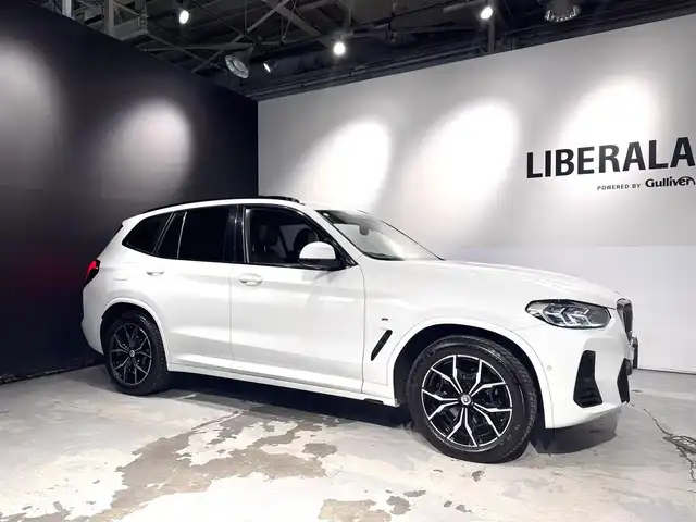 ＢＭＷ ＢＭＷ Ｘ３ 20d xDrive Mスポーツ 道央・札幌 2023(令5)年 6.4万km アルピンホワイトⅢ BMWライブ・コックピット・プロフェッショナル/・BMWカーブド・ディスプレイ/・12.3インチマルチ・ディスプレイ・メーターパネル/・14.9インチワイド・コントロール・ディスプレイ（タッチパネル機能付）/・ARビュー/・ナビゲーションシステム/・BMWインテリジェント・パーソナル・アシスタント/　（AI音声会話システム）/・スマートフォン・インテグレーション/アンビエント/１２V電源ソケット/インタラクション・バー/ラゲージエリアカバー/harman/kardonサウンド/3ゾーン・オートマッチク・エアコンディショナー（マイクロファイター付き）/・運転席＆助手席独立温度調節機能/・後席用独立温度調節機能/・後席用エア・アウトレット/・パーキング・ベンチレーション/ラジオ/地上デジタルTVチューナー/USBオーディオ・インターフェイス/Bluetoothインターフェイス/Mスポーツ・レザー・ステアリング・ホイール/Mアンソラジット・ルーフ・ランニング/照明付バニティ・ミラー