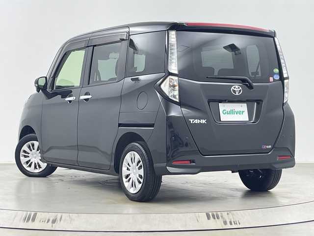 トヨタ タンク G 埼玉県 2019(平31)年 1.2万km ブラックマイカメタリック 純正ナビ　NSZT-W68T/(Bluetooth/CD/DVD/AM/FM)/地デジワンセグ/バックカメラ/前方ドライブレコーダー/ETC/クルーズコントロール/衝突軽減ブレーキ/オートマチックハイビーム/クリアランスソナー/アイドリングストップ/両側パワースライドドア/ロールサンシェード/ウィンカー・電動格納ミラー/社外フロアマット/純正ドアバイザー