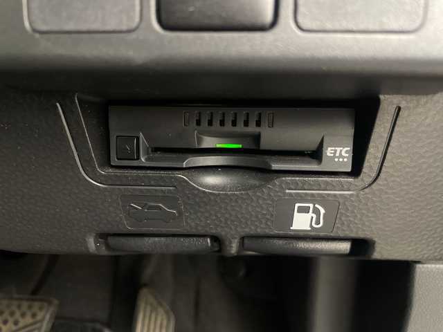 トヨタ タンク G 埼玉県 2019(平31)年 1.2万km ブラックマイカメタリック 純正ナビ　NSZT-W68T/(Bluetooth/CD/DVD/AM/FM)/地デジワンセグ/バックカメラ/前方ドライブレコーダー/ETC/クルーズコントロール/衝突軽減ブレーキ/オートマチックハイビーム/クリアランスソナー/アイドリングストップ/両側パワースライドドア/ロールサンシェード/ウィンカー・電動格納ミラー/社外フロアマット/純正ドアバイザー