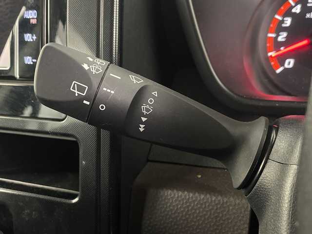 トヨタ タンク G 埼玉県 2019(平31)年 1.2万km ブラックマイカメタリック 純正ナビ　NSZT-W68T/(Bluetooth/CD/DVD/AM/FM)/地デジワンセグ/バックカメラ/前方ドライブレコーダー/ETC/クルーズコントロール/衝突軽減ブレーキ/オートマチックハイビーム/クリアランスソナー/アイドリングストップ/両側パワースライドドア/ロールサンシェード/ウィンカー・電動格納ミラー/社外フロアマット/純正ドアバイザー