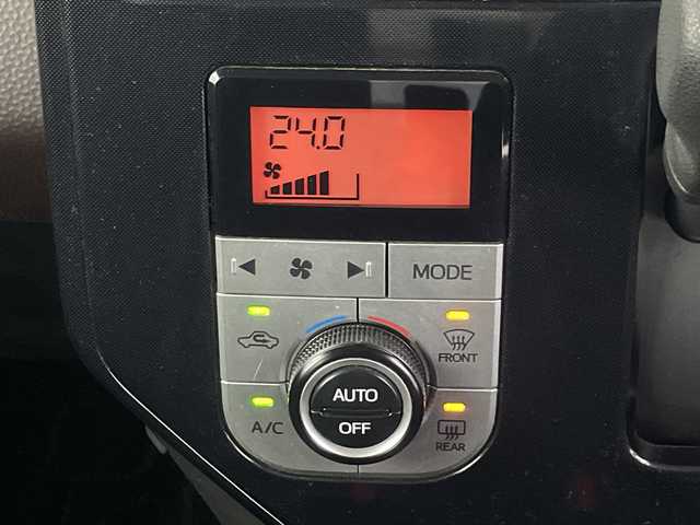 トヨタ タンク G 埼玉県 2019(平31)年 1.2万km ブラックマイカメタリック 純正ナビ　NSZT-W68T/(Bluetooth/CD/DVD/AM/FM)/地デジワンセグ/バックカメラ/前方ドライブレコーダー/ETC/クルーズコントロール/衝突軽減ブレーキ/オートマチックハイビーム/クリアランスソナー/アイドリングストップ/両側パワースライドドア/ロールサンシェード/ウィンカー・電動格納ミラー/社外フロアマット/純正ドアバイザー