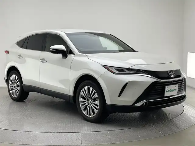トヨタ ハリアー Z 兵庫県 2021(令3)年 3.9万km ホワイトパールクリスタルシャイン 純正コネクトナビ/フルセグ BT USB/JBLプレミアムサウンド/パノラミックビューモニター/レーダークルーズコントロール/プリクラッシュセーフティー/クリアランスソナー/LKA/パワーバックドア/ハーフレザーシート/パワーシート/LEDヘッドライト/オートライト/オートハイビーム/デジタルインナーミラー/ドライブレコーダー/純正19インチアルミホイール/スマートキー/スペアキー
