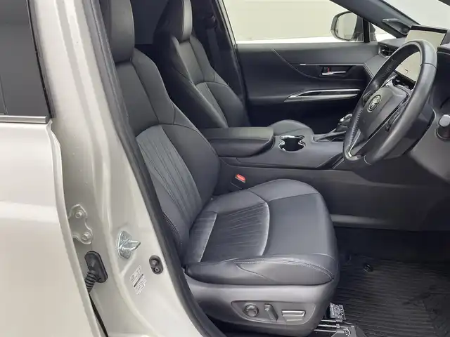 トヨタ ハリアー Z 兵庫県 2021(令3)年 3.9万km ホワイトパールクリスタルシャイン 純正コネクトナビ/フルセグ BT USB/JBLプレミアムサウンド/パノラミックビューモニター/レーダークルーズコントロール/プリクラッシュセーフティー/クリアランスソナー/LKA/パワーバックドア/ハーフレザーシート/パワーシート/LEDヘッドライト/オートライト/オートハイビーム/デジタルインナーミラー/ドライブレコーダー/純正19インチアルミホイール/スマートキー/スペアキー