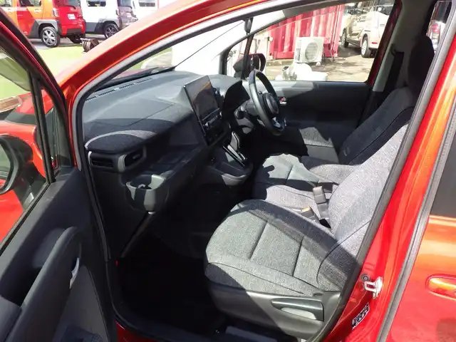 トヨタ シエンタ ハイブリッド Z 千葉県 2022(令4)年 3.2万km スカーレットメタリック Toyota Safety Sense/・プリクラッシュセーフティ/・レーンディパーチャーアラート/・オートハイビーム/両側パワースライドドア/天井サーキュレーター/純正コネクトナビ/地デジTV/【Bluetooth接続】/パノラミックビューモニター/ドライブレコーダー/革巻きステアリング/ステアリングスイッチ/ETC（2.0）/LEDヘッドライト/フォグライト/ウインカーミラー/クリアランスソナー/サイド/カーテンエアバッグ/スマートキー