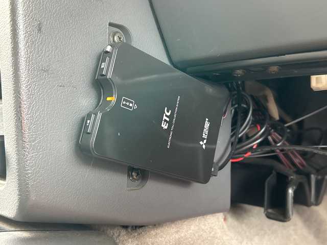 日産 サファリ エクストラV グランロード 岩手県 2024(令6)年 8.3万km 緑 ハイルーフ /社外オーディオ/ETC /冬タイヤ有 /エアコン /リアヒーター/社外グリルバンパーガード /フロントウインチ付 /社外ヘッドライト /電動角度調整ミラー /スペアキー /社外フロアマット /保証書 取説