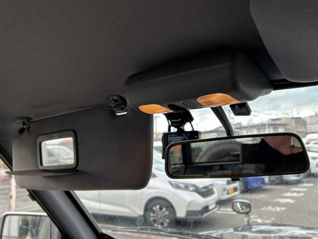 日産 サファリ エクストラV グランロード 岩手県 2024(令6)年 8.3万km 緑 ハイルーフ /社外オーディオ/ETC /冬タイヤ有 /エアコン /リアヒーター/社外グリルバンパーガード /フロントウインチ付 /社外ヘッドライト /電動角度調整ミラー /スペアキー /社外フロアマット /保証書 取説