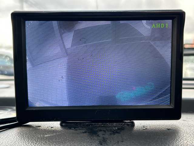 日産 サファリ エクストラV グランロード 岩手県 2024(令6)年 8.3万km 緑 ハイルーフ /社外オーディオ/ETC /冬タイヤ有 /エアコン /リアヒーター/社外グリルバンパーガード /フロントウインチ付 /社外ヘッドライト /電動角度調整ミラー /スペアキー /社外フロアマット /保証書 取説