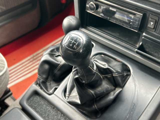 日産 サファリ エクストラV グランロード 岩手県 2024(令6)年 8.3万km 緑 ハイルーフ /社外オーディオ/ETC /冬タイヤ有 /エアコン /リアヒーター/社外グリルバンパーガード /フロントウインチ付 /社外ヘッドライト /電動角度調整ミラー /スペアキー /社外フロアマット /保証書 取説