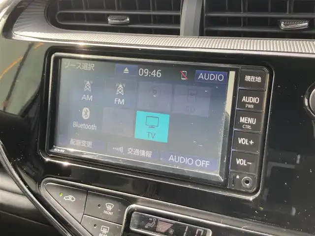 トヨタ アクア クロスオーバー グラム 鳥取県 2019(令1)年 2.6万km ブラックマイカ 純正ナビ/フルセグ/CD/BT/バックカメラ/トヨタセーフティセンス/前後クリアランスソナー/ETC/ドライブレコーダー/ハーフレザーシート/ステアリングスイッチ/LEDヘットライト/純正16インチアルミホイール/プッシュエンジンスタート/スマートキー/保証書・取扱説明書