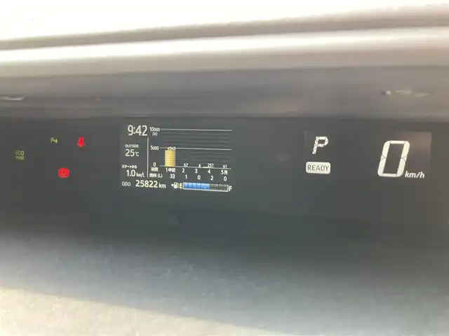 トヨタ アクア クロスオーバー グラム 鳥取県 2019(令1)年 2.6万km ブラックマイカ 純正ナビ/フルセグ/CD/BT/バックカメラ/トヨタセーフティセンス/前後クリアランスソナー/ETC/ドライブレコーダー/ハーフレザーシート/ステアリングスイッチ/LEDヘットライト/純正16インチアルミホイール/プッシュエンジンスタート/スマートキー/保証書・取扱説明書