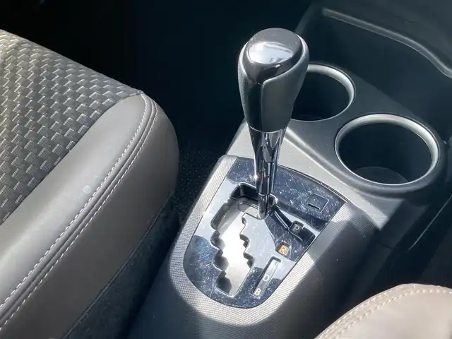 トヨタ アクア クロスオーバー グラム 鳥取県 2019(令1)年 2.6万km ブラックマイカ 純正ナビ/フルセグ/CD/BT/バックカメラ/トヨタセーフティセンス/前後クリアランスソナー/ETC/ドライブレコーダー/ハーフレザーシート/ステアリングスイッチ/LEDヘットライト/純正16インチアルミホイール/プッシュエンジンスタート/スマートキー/保証書・取扱説明書