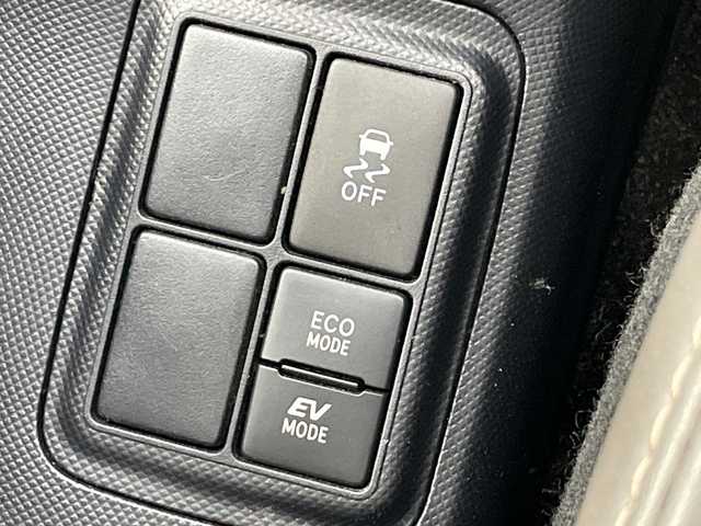 トヨタ アクア クロスオーバー グラム 愛知県 2019(令1)年 2.6万km ブラックマイカ 純正７インチSDナビ/（Bluetooth/ワンセグTV)/バックカメラ/ビルトインETC/トヨタセーフティセンス/前後クリアランスソナー/ドライブレコーダー前（DRT-H68A）/ハーフレザーシート/ステアリングスイッチ/ビルドインETC/LEDヘットライト/LEDフォグライト/純正16インチアルミホイール/プッシュエンジンスタート/スマートキー/保証書・取扱説明書