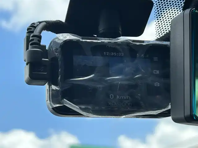 日産 キックス X 愛知県 2020(令2)年 4.6万km ラディアントレッド/ピュアブラック 2トーン ワンオーナー/メモリーナビ/（BT/AM/FM/CD/DVD/SD)/アラウンドビューモニター/フルセグTV/ドライブレコーダー/デジタルインナーミラー/ビルトインETC/純正17インチAW/ハーフレザーシート/LEDヘッドライト/フォグランプ/プッシュスタート/ステアリングスィッチ/ドアバイザー/フロアマット/スマートキー/スペアキー