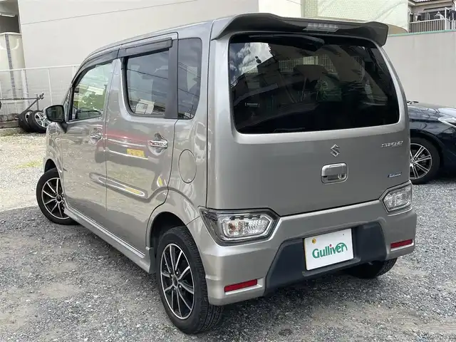 スズキ ワゴンＲ スティングレー HYBRID X 東京都 2017(平29)年 6.4万km スチールシルバーM 純正ナビ(CN-RZ82)/(DVD/フルセグ/Bluetooth/HDMI)/バックカメラ/ETC/シートヒーター(D席)/スズキセーフティサポート/・デュアルカメラブレーキサポート/・誤発進抑制機能(前方)/・車線逸脱警報機能/・ふらつき警報機能/・先行車発進お知らせ機能/ヘッドアップディスプレイ/LEDヘッドライト/スマートキー/スペアキー1本/保証書/取扱説明書