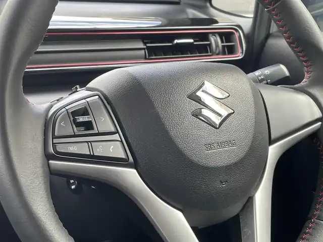 スズキ ワゴンＲ スティングレー HYBRID X 東京都 2017(平29)年 6.4万km スチールシルバーM 純正ナビ(CN-RZ82)/(DVD/フルセグ/Bluetooth/HDMI)/バックカメラ/ETC/シートヒーター(D席)/スズキセーフティサポート/・デュアルカメラブレーキサポート/・誤発進抑制機能(前方)/・車線逸脱警報機能/・ふらつき警報機能/・先行車発進お知らせ機能/ヘッドアップディスプレイ/LEDヘッドライト/スマートキー/スペアキー1本/保証書/取扱説明書