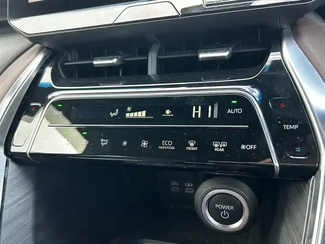 トヨタ ハリアー ハイブリッド Z レザーパッケージ 福島県 2023(令5)年 2.2万km プラチナホワイトパールマイカ トヨタセーフティセンス/プリクラッシュセーフティ/レーントレーシングアシスト/レーダークルーズコントロール/レーンディパーチャーアラート/オートマチックハイビーム/ロードサインアシスト/ドライバー異常時対応システム/プロアクティブドライビングアシスト /モデリスタエアロ/純正ディスプレイオーディオ/【USB/BT/TV/Miracast/ナビ機能】/バックカメラ/ビルトインETC/デジタルインナーミラー/ブラインドスポットモニター/ヘッドアップディスプレイ/ステアリングヒーター/前席シートヒーター/前席ベンチレーション/前席パワーシート/パワーバックドア/LEDオートライト/LEDフォグランプ/純正フロアマット/純正ドアバイザー