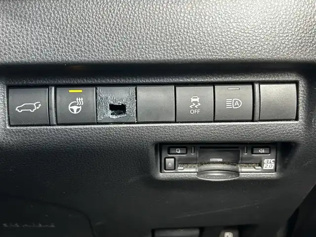 トヨタ ハリアー ハイブリッド Z レザーパッケージ 福島県 2023(令5)年 2.2万km プラチナホワイトパールマイカ トヨタセーフティセンス/プリクラッシュセーフティ/レーントレーシングアシスト/レーダークルーズコントロール/レーンディパーチャーアラート/オートマチックハイビーム/ロードサインアシスト/ドライバー異常時対応システム/プロアクティブドライビングアシスト /モデリスタエアロ/純正ディスプレイオーディオ/【USB/BT/TV/Miracast/ナビ機能】/バックカメラ/ビルトインETC/デジタルインナーミラー/ブラインドスポットモニター/ヘッドアップディスプレイ/ステアリングヒーター/前席シートヒーター/前席ベンチレーション/前席パワーシート/パワーバックドア/LEDオートライト/LEDフォグランプ/純正フロアマット/純正ドアバイザー