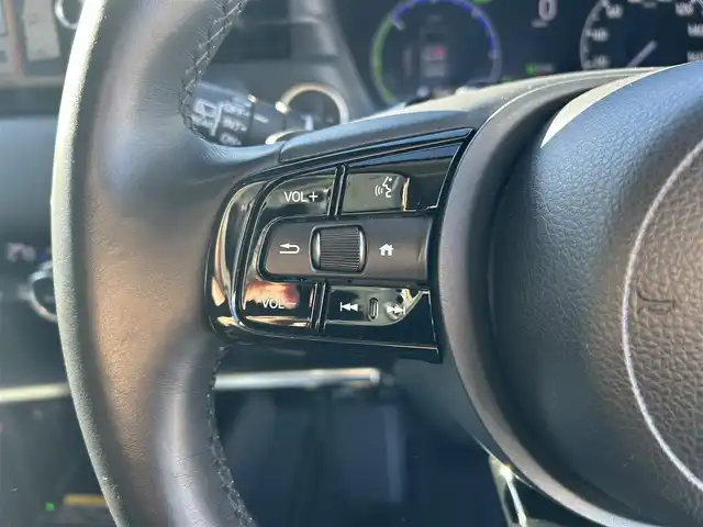 ホンダ ヴェゼル ハイブリッド e:HEV Z 群馬県 2021(令3)年 5.9万km プラチナホワイトパール ワンオーナー/ホンダセンシング/衝突軽減ブレーキ/純正メモリーナビ/バックカメラ　Bluetooth フルセグＴＶ/アダプティブクルーズコントロール/ヒルディセントコントロールスイッチ/両前席シートヒーター/パワーバックドア/パドルシフト/ステアリングヒーター/ステアリングリモコン/ビルトインＥＴＣ２．０/ブラインドスポットインフォメーション/ワイヤレススマホ充電/チップアップシート/社外ドライブレコーダー（前後カメラ）/保証書/取説/スペアキーｘ１