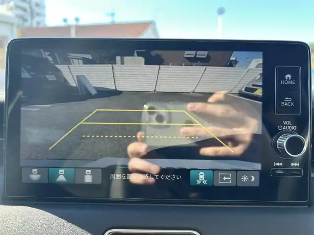 ホンダ ヴェゼル ハイブリッド e:HEV Z 群馬県 2021(令3)年 5.9万km プラチナホワイトパール ワンオーナー/ホンダセンシング/衝突軽減ブレーキ/純正メモリーナビ/バックカメラ　Bluetooth フルセグＴＶ/アダプティブクルーズコントロール/ヒルディセントコントロールスイッチ/両前席シートヒーター/パワーバックドア/パドルシフト/ステアリングヒーター/ステアリングリモコン/ビルトインＥＴＣ２．０/ブラインドスポットインフォメーション/ワイヤレススマホ充電/チップアップシート/社外ドライブレコーダー（前後カメラ）/保証書/取説/スペアキーｘ１