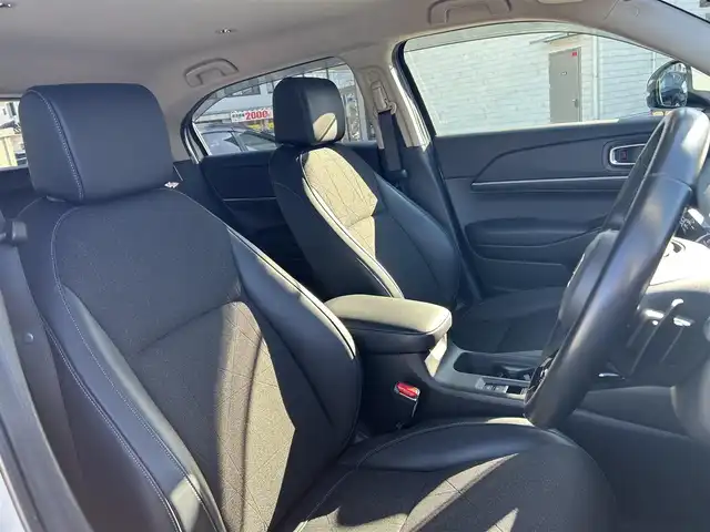 ホンダ ヴェゼル ハイブリッド e:HEV Z 群馬県 2021(令3)年 5.9万km プラチナホワイトパール ワンオーナー/ホンダセンシング/衝突軽減ブレーキ/純正メモリーナビ/バックカメラ　Bluetooth フルセグＴＶ/アダプティブクルーズコントロール/ヒルディセントコントロールスイッチ/両前席シートヒーター/パワーバックドア/パドルシフト/ステアリングヒーター/ステアリングリモコン/ビルトインＥＴＣ２．０/ブラインドスポットインフォメーション/ワイヤレススマホ充電/チップアップシート/社外ドライブレコーダー（前後カメラ）/保証書/取説/スペアキーｘ１