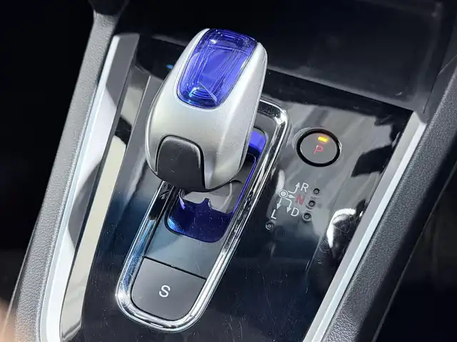 ホンダ シャトル ハイブリッド X 大阪府 2015(平27)年 4.2万km クリスタルブラックパール 純正ナビTV バックカメラ ハーフレザーシート クルーズコントロール 衝突軽減ブレーキ スマートキー プッシュスタート オートライト LEDヘッドライト ETC