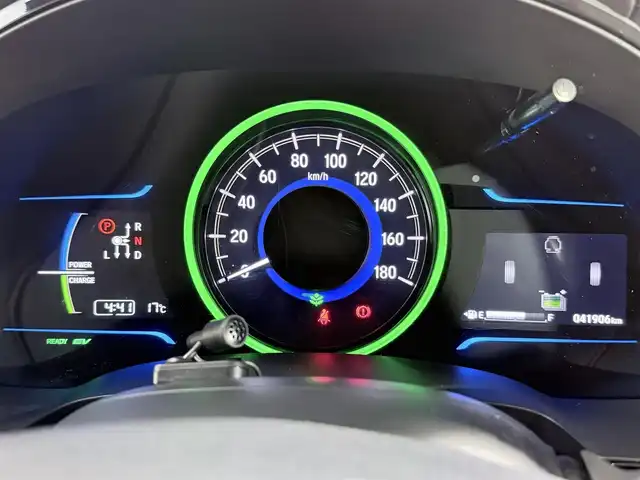 ホンダ シャトル ハイブリッド X 大阪府 2015(平27)年 4.2万km クリスタルブラックパール 純正ナビTV バックカメラ ハーフレザーシート クルーズコントロール 衝突軽減ブレーキ スマートキー プッシュスタート オートライト LEDヘッドライト ETC