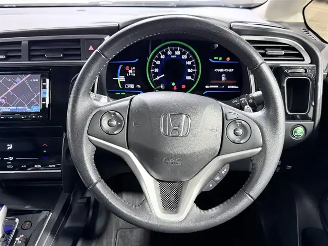 ホンダ シャトル ハイブリッド X 大阪府 2015(平27)年 4.2万km クリスタルブラックパール 純正ナビTV バックカメラ ハーフレザーシート クルーズコントロール 衝突軽減ブレーキ スマートキー プッシュスタート オートライト LEDヘッドライト ETC