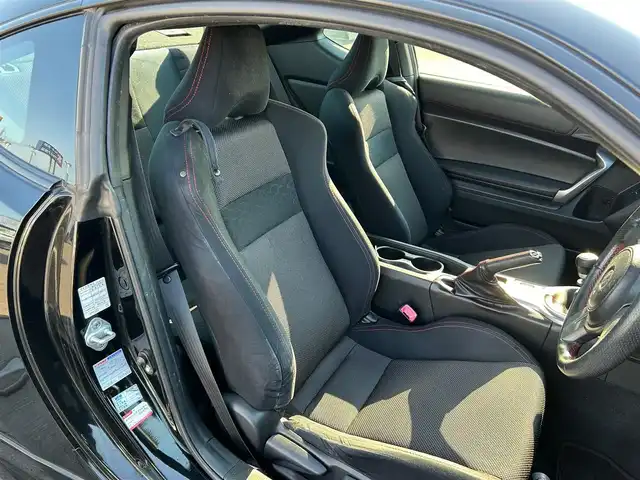 トヨタ ８６ GT 宮城県 2014(平26)年 7.4万km クリスタルブラックシリカ モデリスタエアロ（F/S/R）/社外ナビ（DPV-7000）/・CD/DVD/・Bluetooth/・フルセグTV/バックモニター/ETC/革巻きステアリング/クルーズコントロール/HIDヘッドライト/フォグランプ/オートライト/スマートキー＆プッシュスタート/電動格納ミラー/純正17インチAW/純正フロアマット/純正ラゲッジマット/W/サイド/カーテンエアバッグ