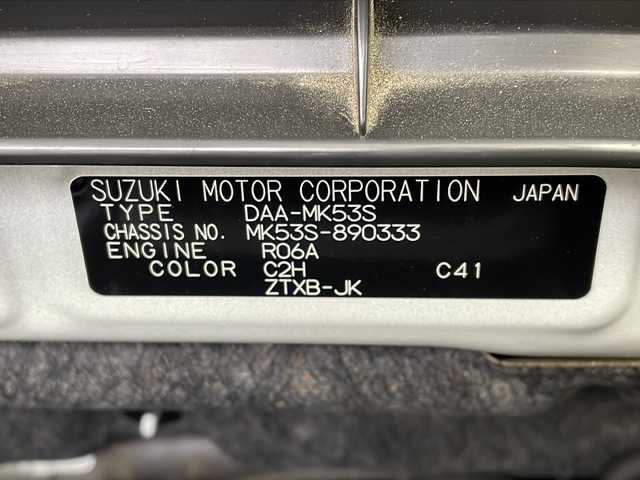 スズキ スペーシア カスタム HYBRID XS ターボ 岐阜県 2020(令2)年 5.2万km ピュアホワイトパール/ブラック2トーン BLESS CREATIONフルエアロ/スズキセーフティサポート/デュアルセンサーブレーキサポート/コーナーセンサー/クルーズコントロール/両側パワースライドドア/ハーフレザーシート/シートヒーター/革巻きステアリング/ステアリングスイッチ/パドルシフト/スマートキー/プッシュスタート/LEDヘッドライト/純正AW/純正ラバーフロアマット/純正ドアバイザー