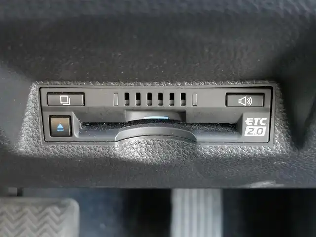 トヨタ ヤリスクロス ハイブリッド Z 茨城県 2021(令3)年 2.4万km ブラックマイカ 純正ナビ/【AM・FM・USB・BT】/パワーシート/シートヒーター/レーダークルコン/Ｂカメラ/ETC2.0/前後ドラレコ/前後コーナーセンサー/ステリモ/ブレーキホールド/オートライト/オートハイビーム/ヘッドライトレベライザー/LEDライト/純正アルミホイール